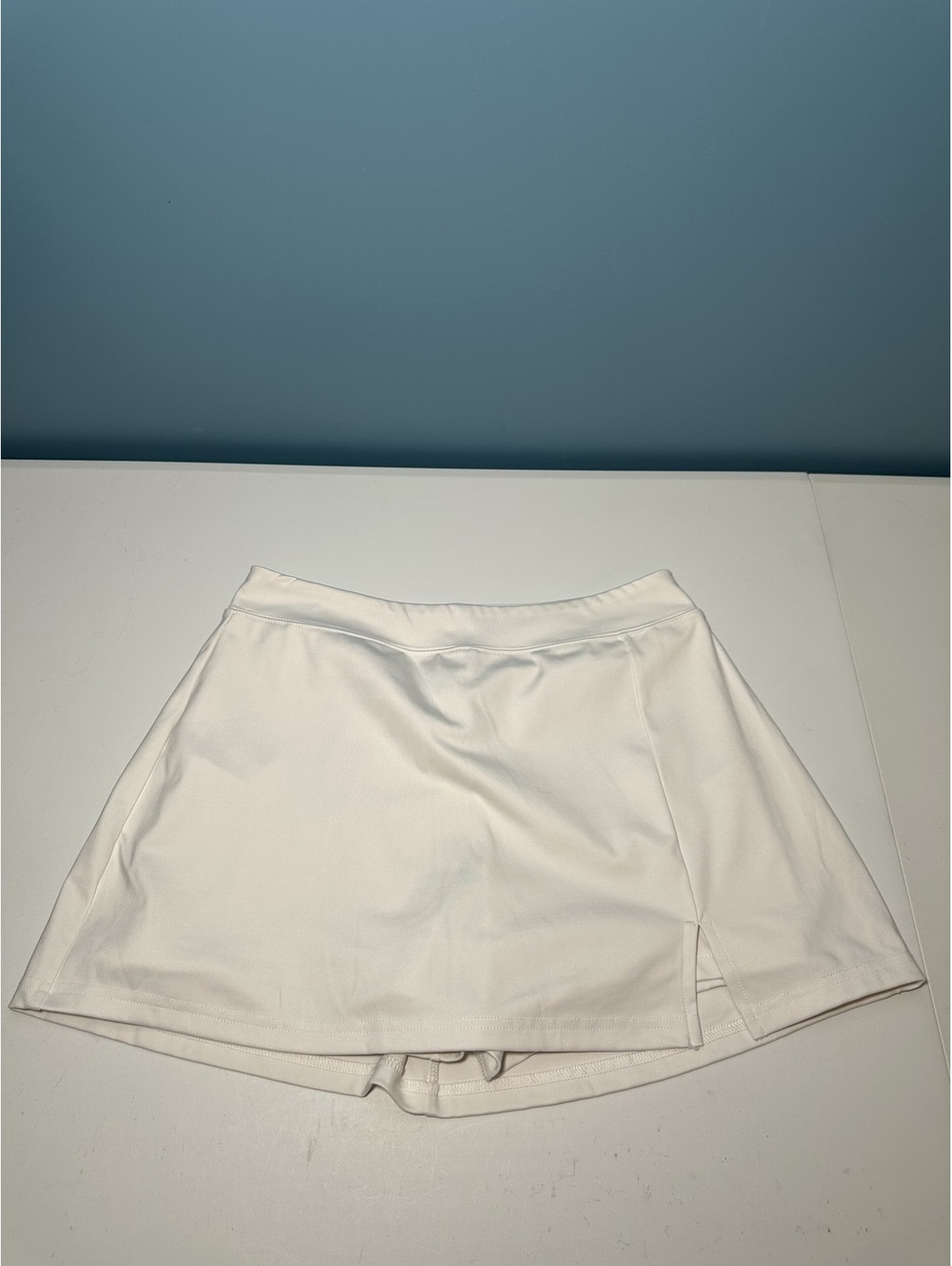Aéropostale Women's White Skort with Built-in Shorts, Size Medium